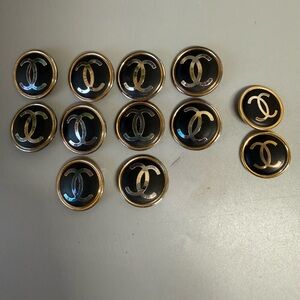 CHANEL Black and Gold Logo Button set of 12 ps